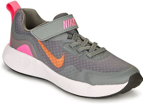 nike artsen schoenen|Nike sportschoenen.